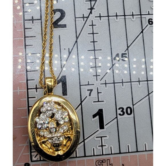 14kgp Crystal Double Locket Pendant Necklace Floral Vase Design Gold Plated 18" - Picture 4 of 12